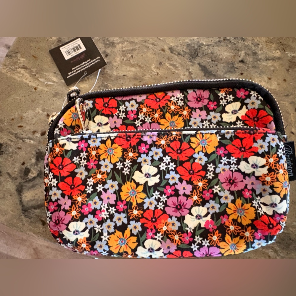 NWT Brighton Painted Poppies Bet Bag - Picture 3 of 6